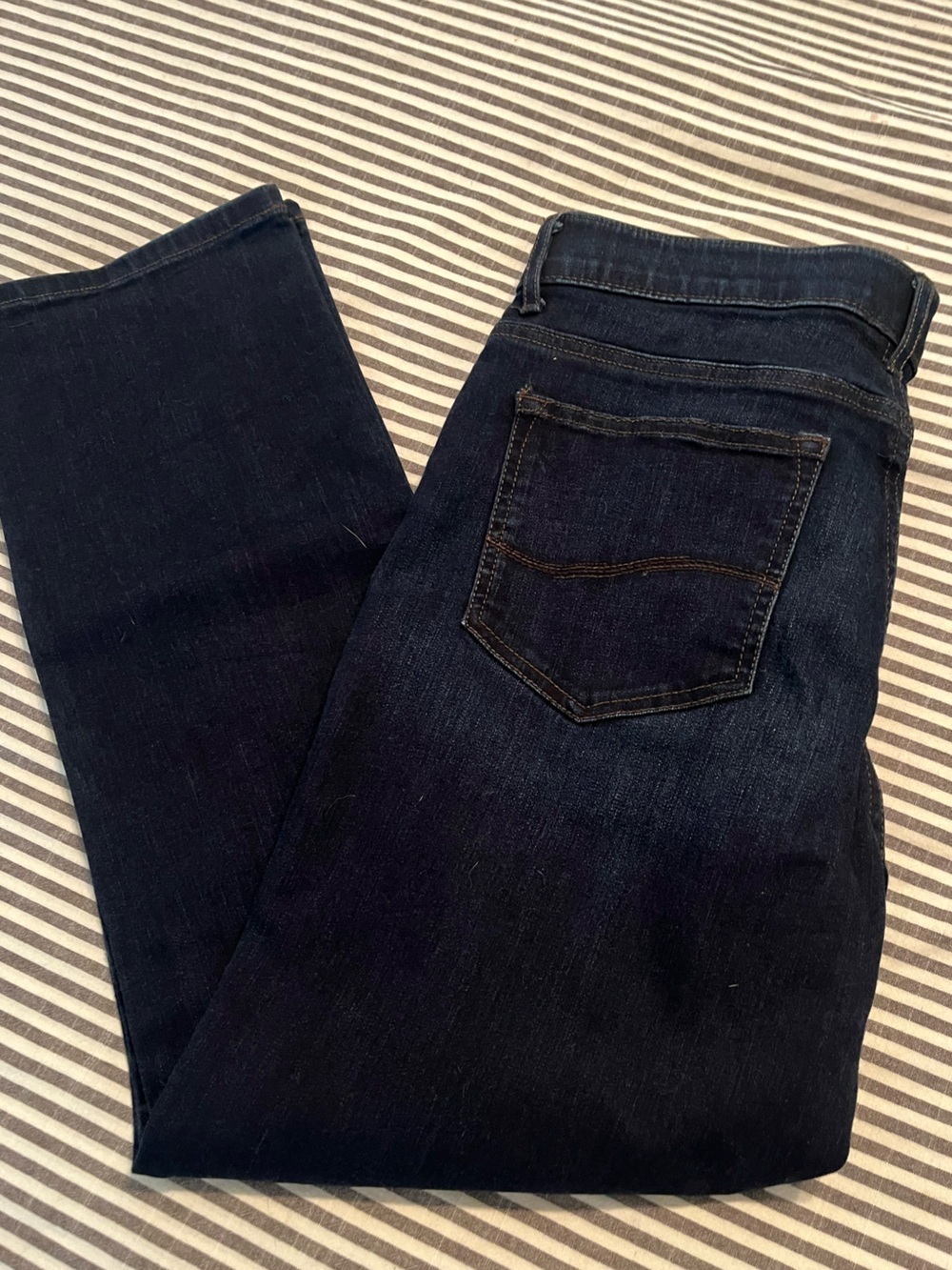 Lee mid rise Jeans. 16R